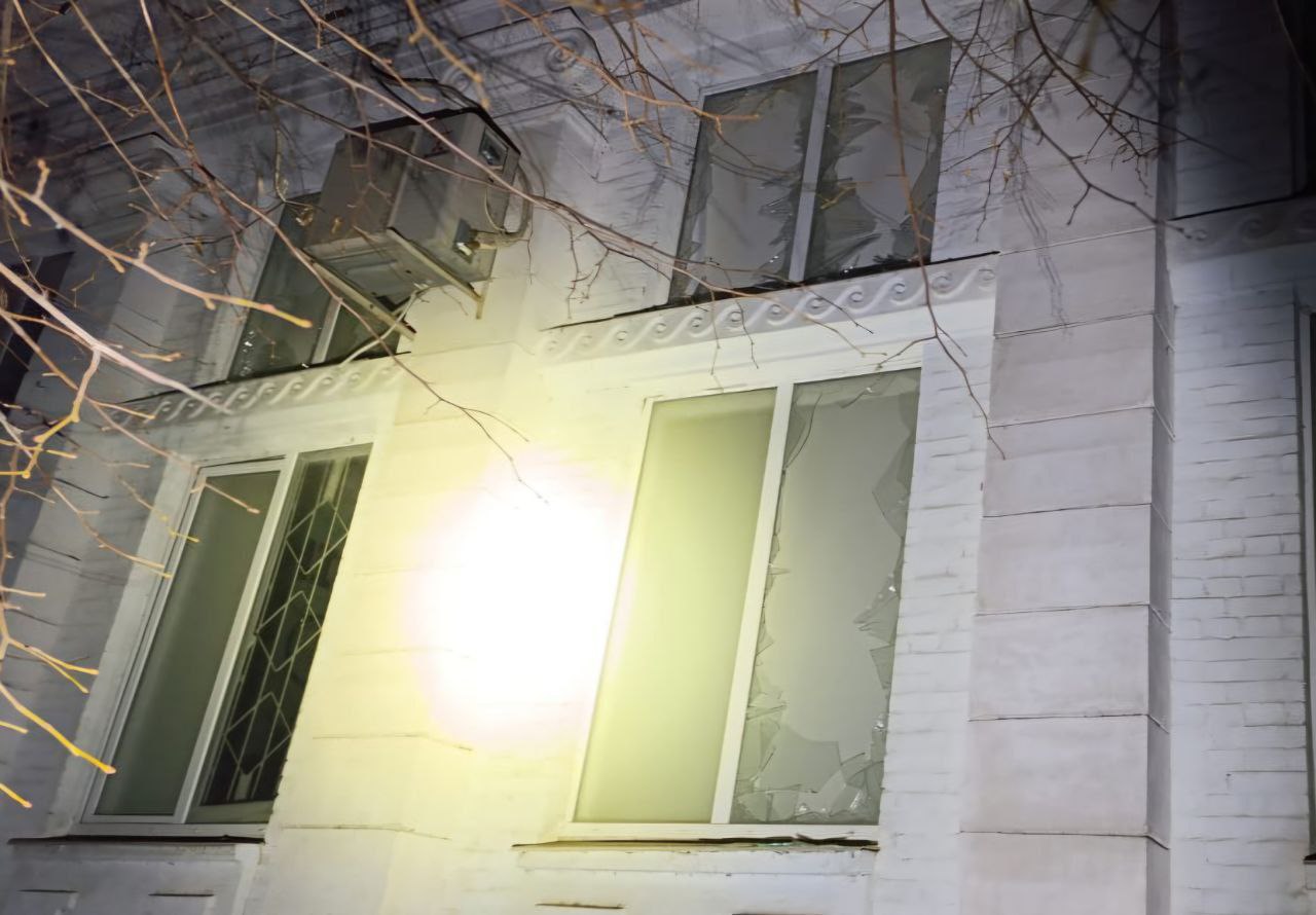 Росіяни вдарили з важкої артилерії по Нікополю